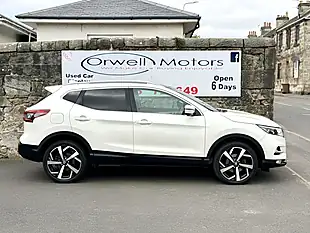 Used 2019 Nissan Qashqai Tekna White - Interior and Exterior details 3