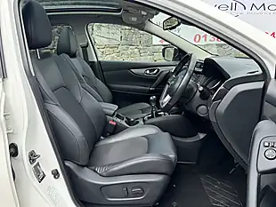 Used 2019 Nissan Qashqai Tekna White - Interior and Exterior details 5