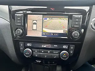 Used 2019 Nissan Qashqai Tekna White - Interior and Exterior details 17