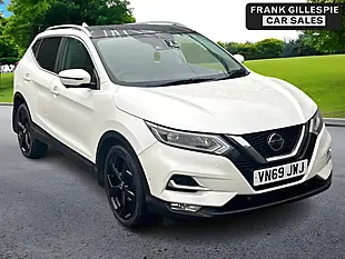 Used 2019 Nissan Qashqai Tekna White - Interior and Exterior details 5