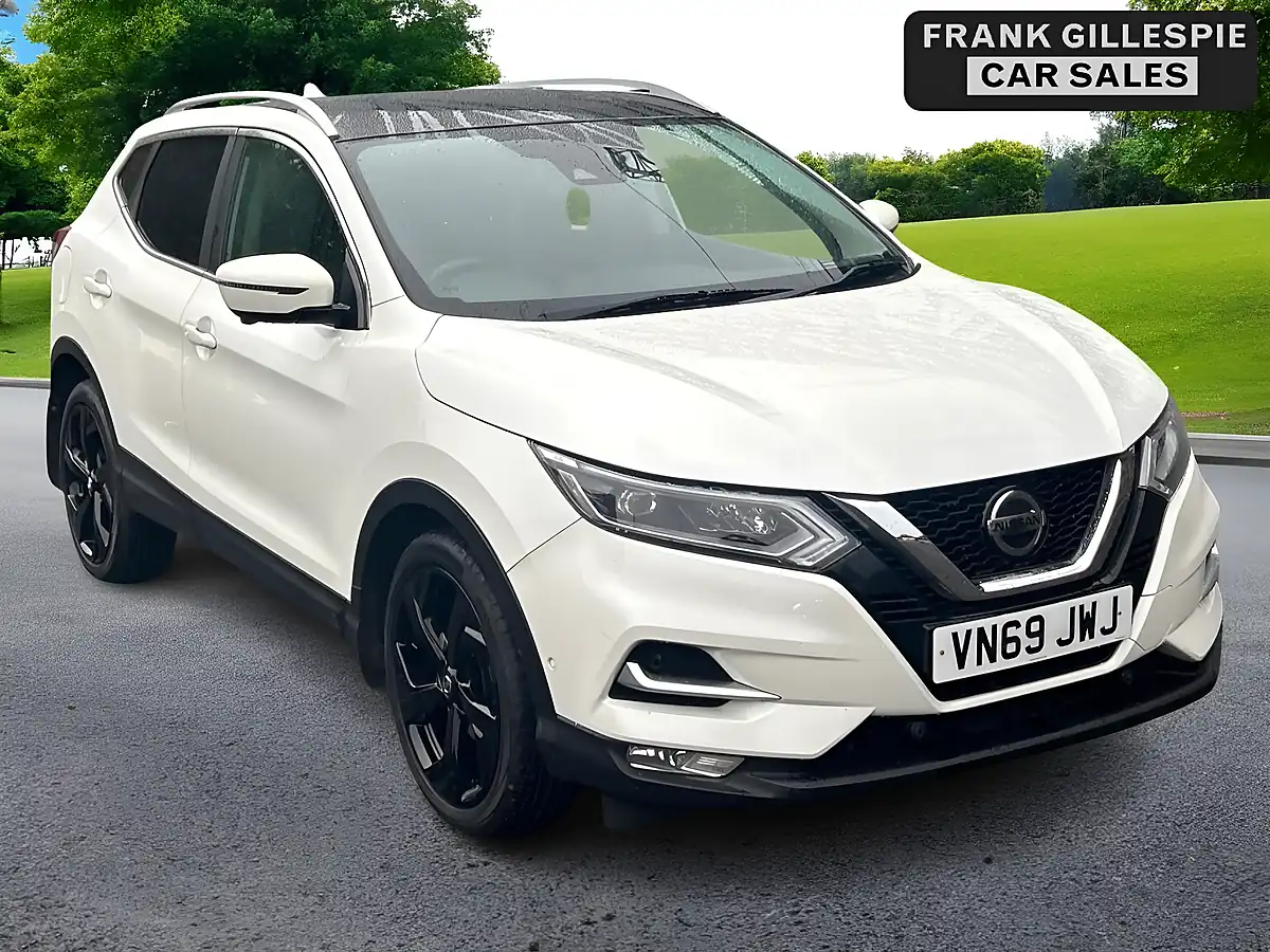 Used 2019 Nissan Qashqai Tekna White - Interior and Exterior details 5
