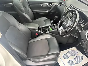 Used 2019 Nissan Qashqai Tekna White - Interior and Exterior details 8