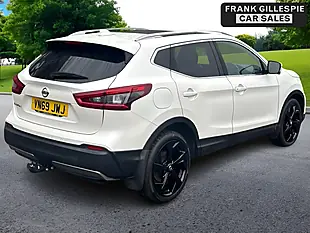 Used 2019 Nissan Qashqai Tekna White - Interior and Exterior details 9
