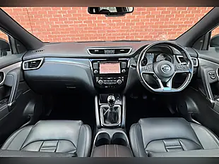 Used 2019 Nissan Qashqai Tekna+ White - Interior and Exterior details 12