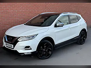 Used 2019 Nissan Qashqai Tekna+ White - Interior and Exterior details 7