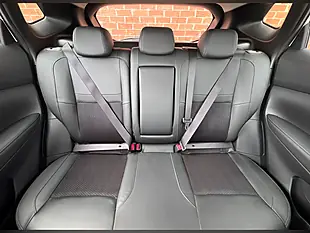 Used 2019 Nissan Qashqai Tekna White - Interior and Exterior details 19