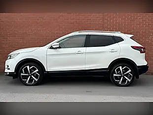 Used 2019 Nissan Qashqai Tekna White - Interior and Exterior details 7