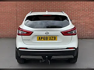 Used 2019 Nissan Qashqai Tekna White - Interior and Exterior details 9