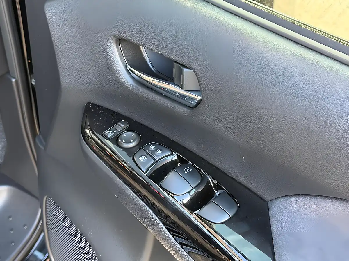Used 2019 Nissan Serena Nismo Black - Interior and Exterior details 12