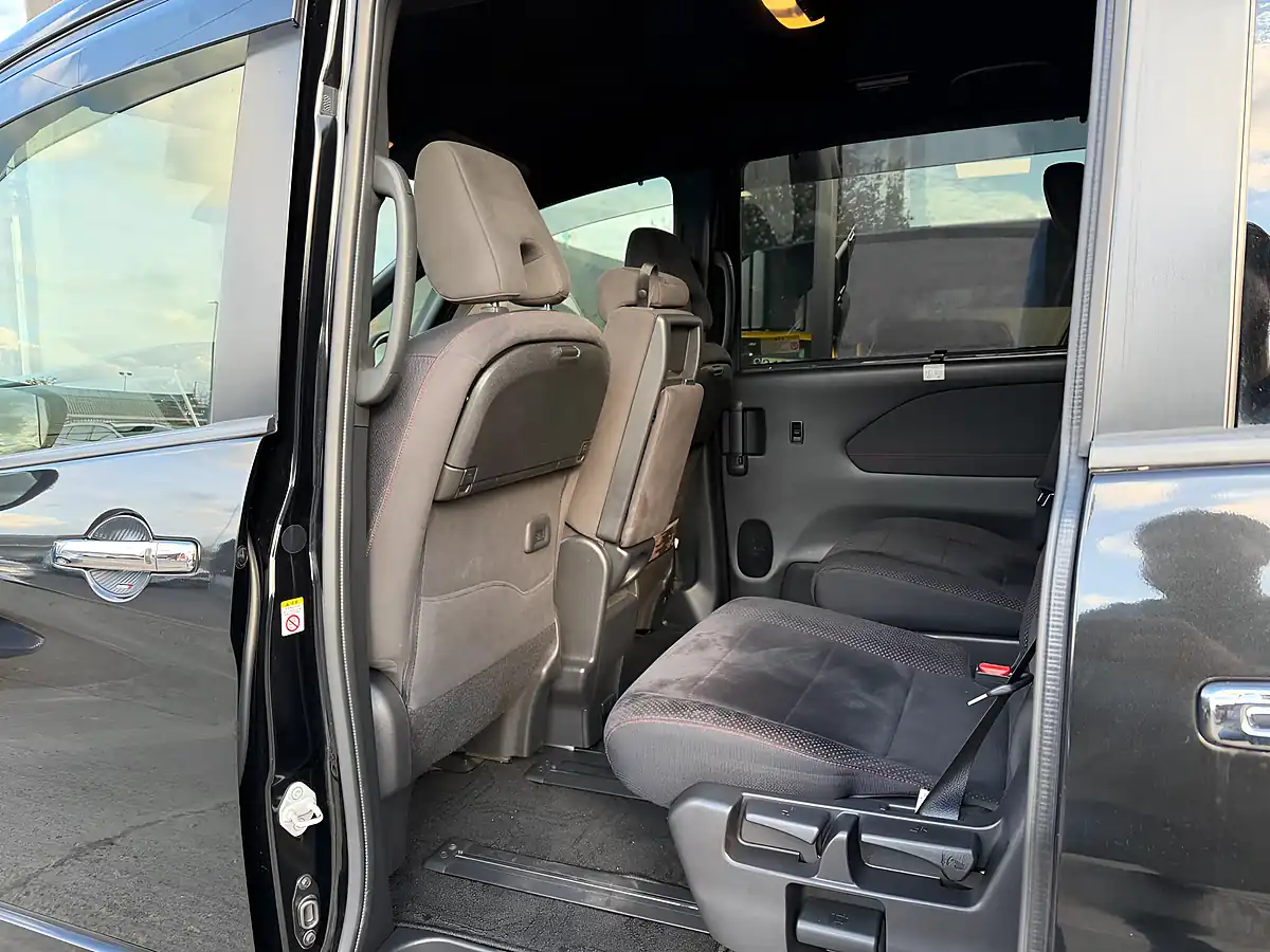 Used 2019 Nissan Serena Nismo Black - Interior and Exterior details 18