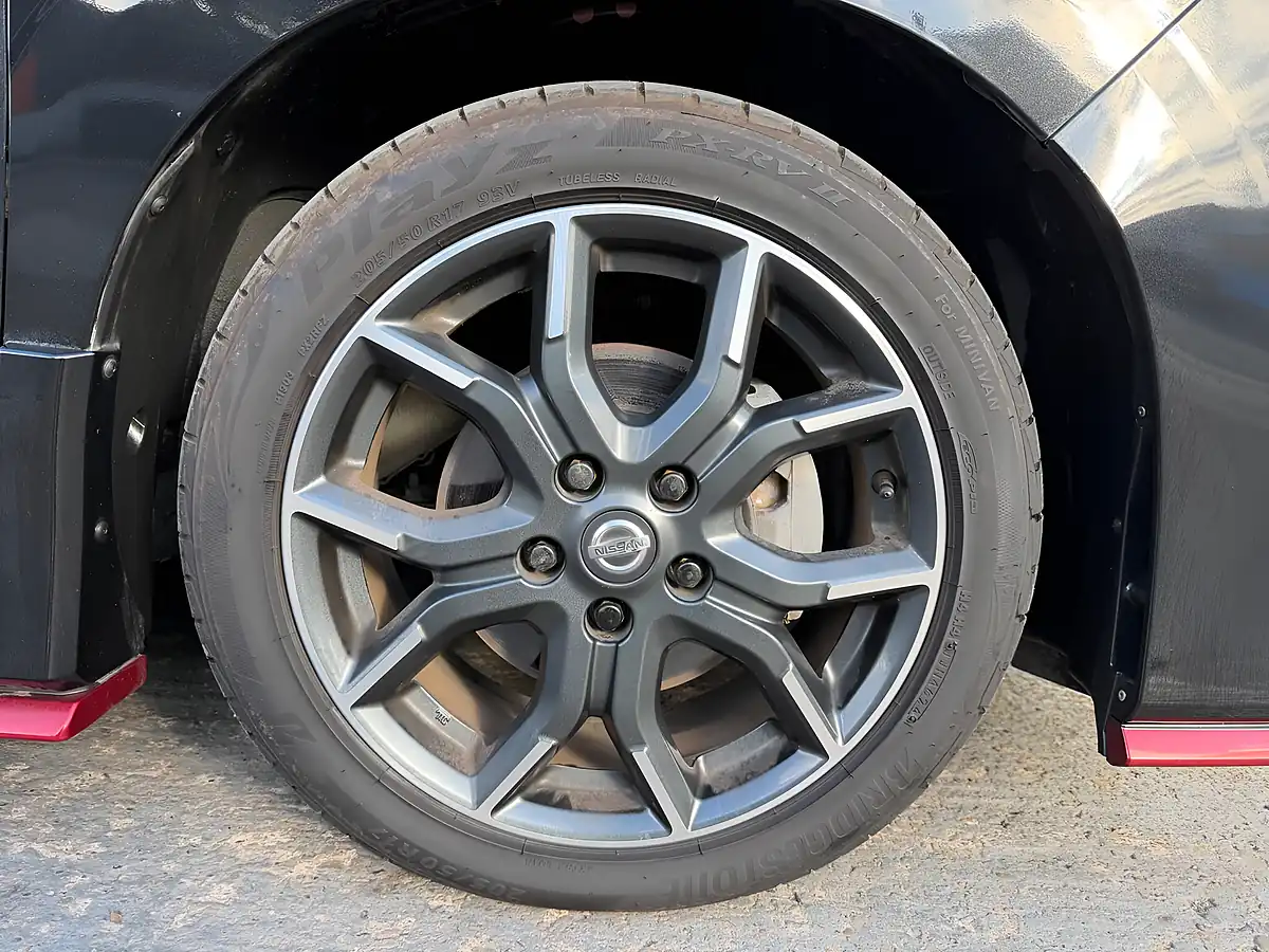 Used 2019 Nissan Serena Nismo Black - Interior and Exterior details 19