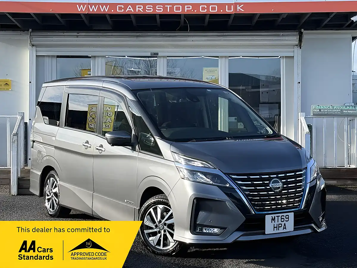 Used 2019 Nissan Serena Pilot 360 Grey - Front View