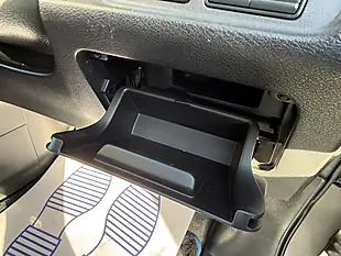 Used 2019 Nissan Serena Pilot 360 Grey - Interior and Exterior details 17