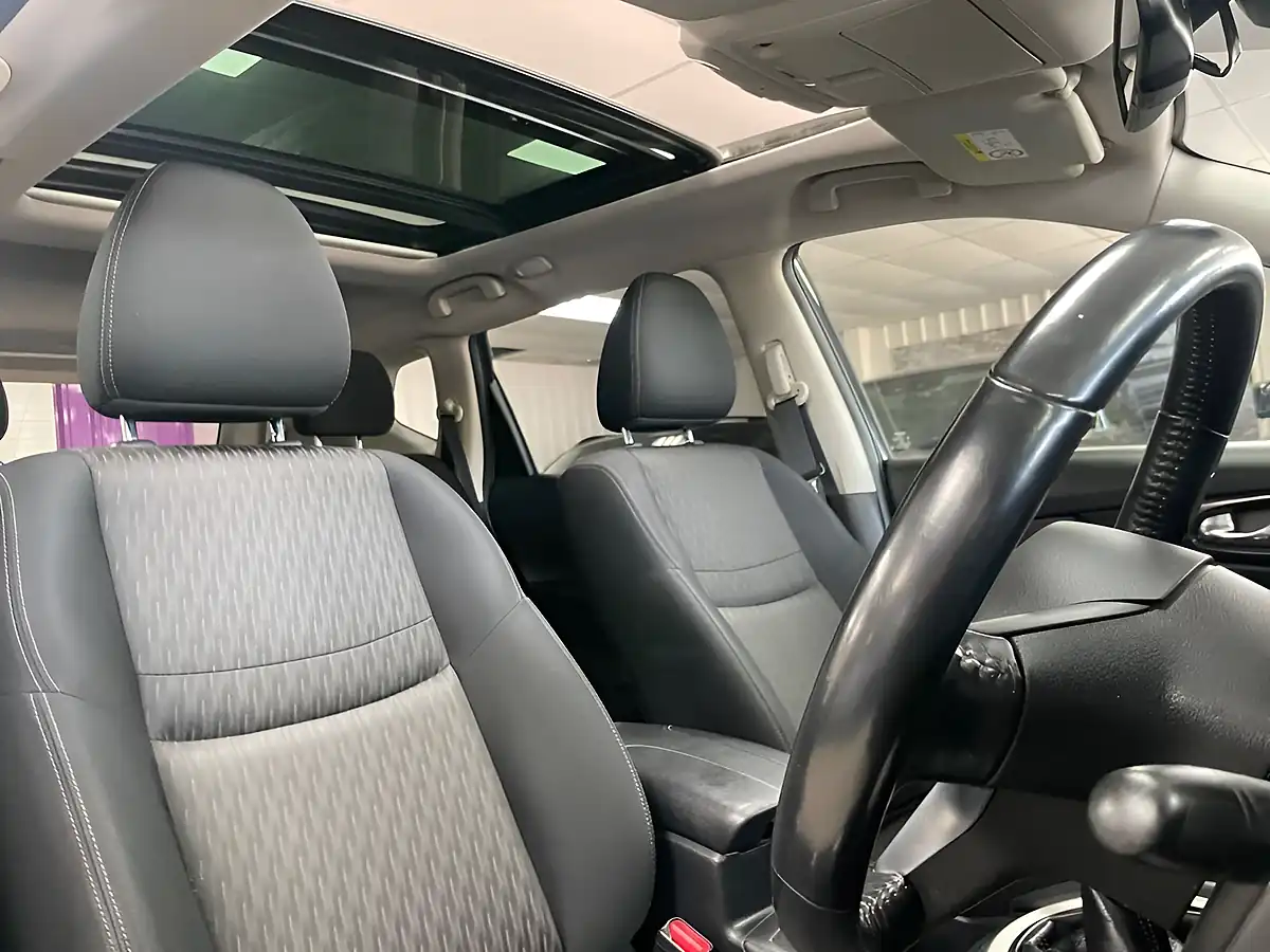 Used 2019 Nissan X-Trail Acenta Premium Black - Interior and Exterior details 13