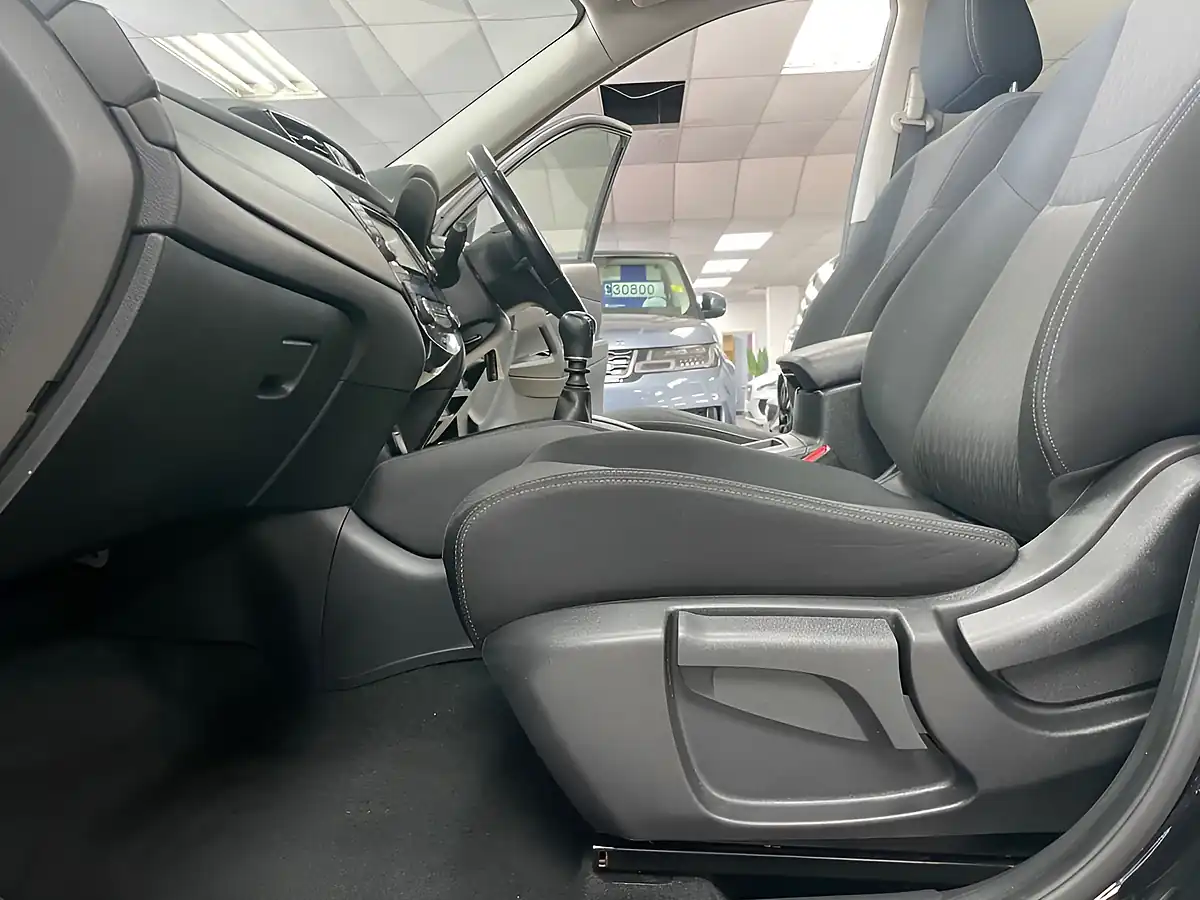 Used 2019 Nissan X-Trail Acenta Premium Black - Interior and Exterior details 15