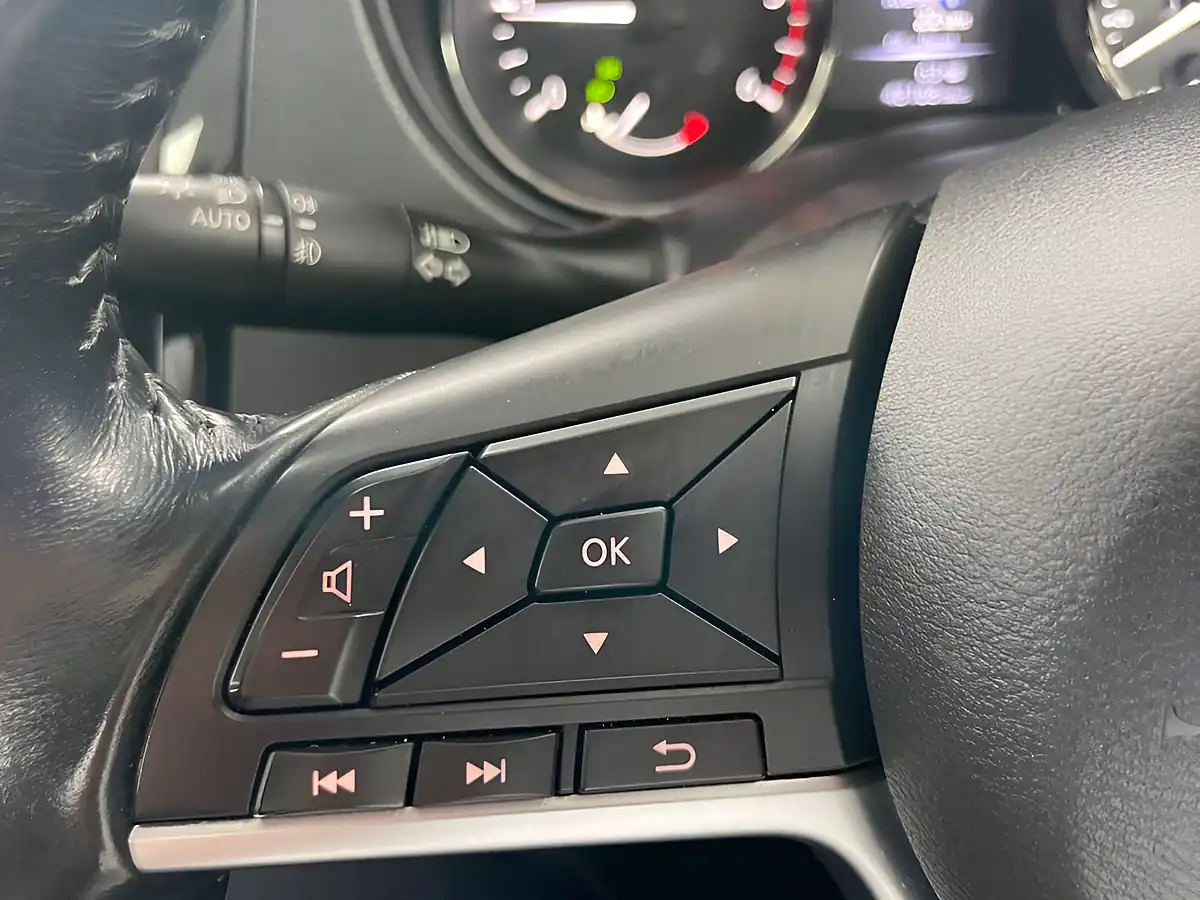 Used 2019 Nissan X-Trail Acenta Premium Black - Interior and Exterior details 16