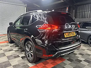 Used 2019 Nissan X-Trail N-Connecta Black - Interior and Exterior details 10