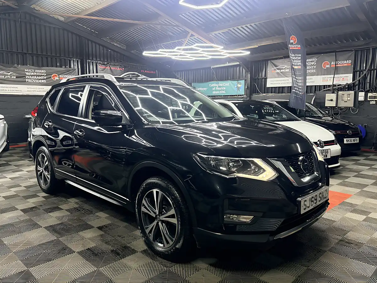 Used 2019 Nissan X-Trail N-Connecta Black - Interior and Exterior details 11