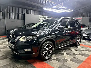 Used 2019 Nissan X-Trail N-Connecta Black - Interior and Exterior details 8