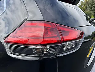 Used 2019 Nissan X-Trail N-Connecta Black - Interior and Exterior details 20