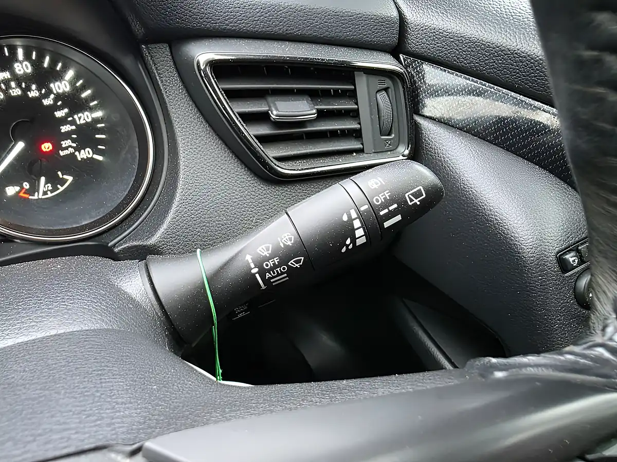 Used 2019 Nissan X-Trail N-Connecta Black - Interior and Exterior details 18