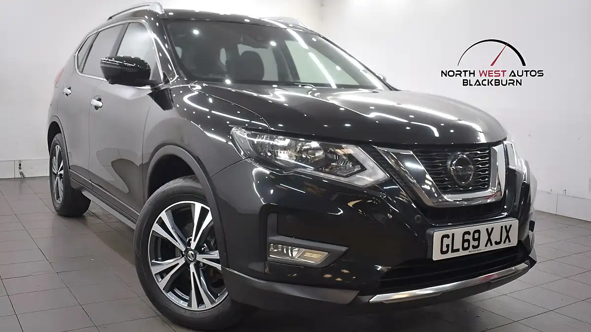 Used 2019 Nissan X-Trail N-Connecta Black - Interior and Exterior details 2