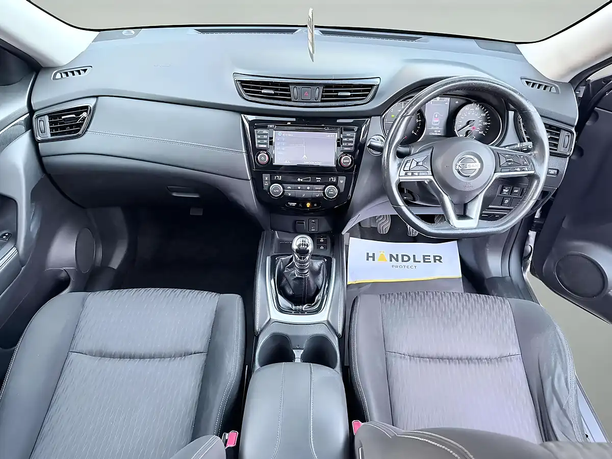 Used 2019 Nissan X-Trail N-Connecta Grey - Interior and Exterior details 11
