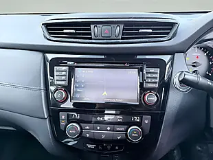 Used 2019 Nissan X-Trail N-Connecta Grey - Interior and Exterior details 12
