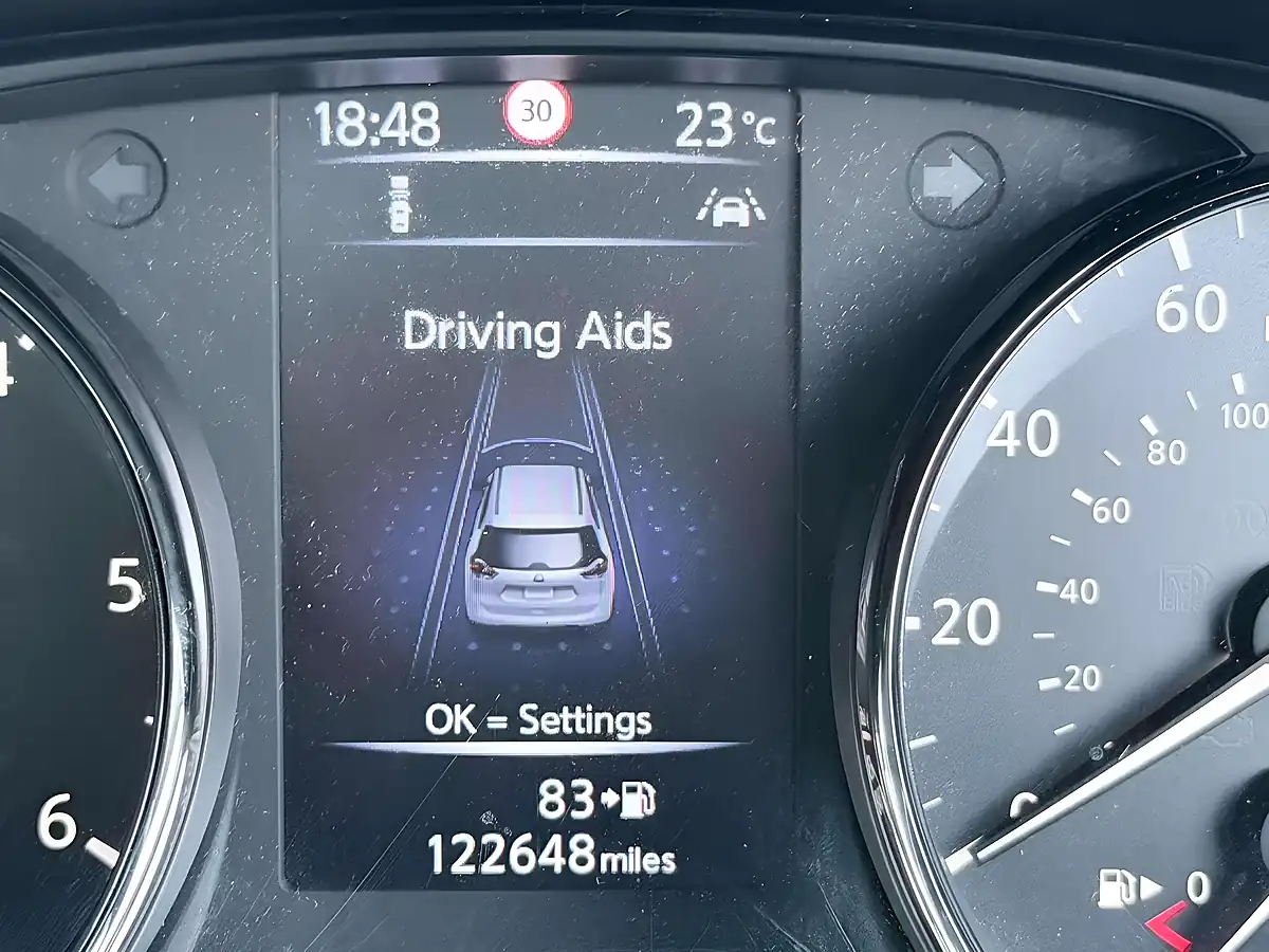Used 2019 Nissan X-Trail N-Connecta Grey - Interior and Exterior details 15