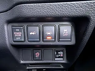Used 2019 Nissan X-Trail N-Connecta Grey - Interior and Exterior details 16
