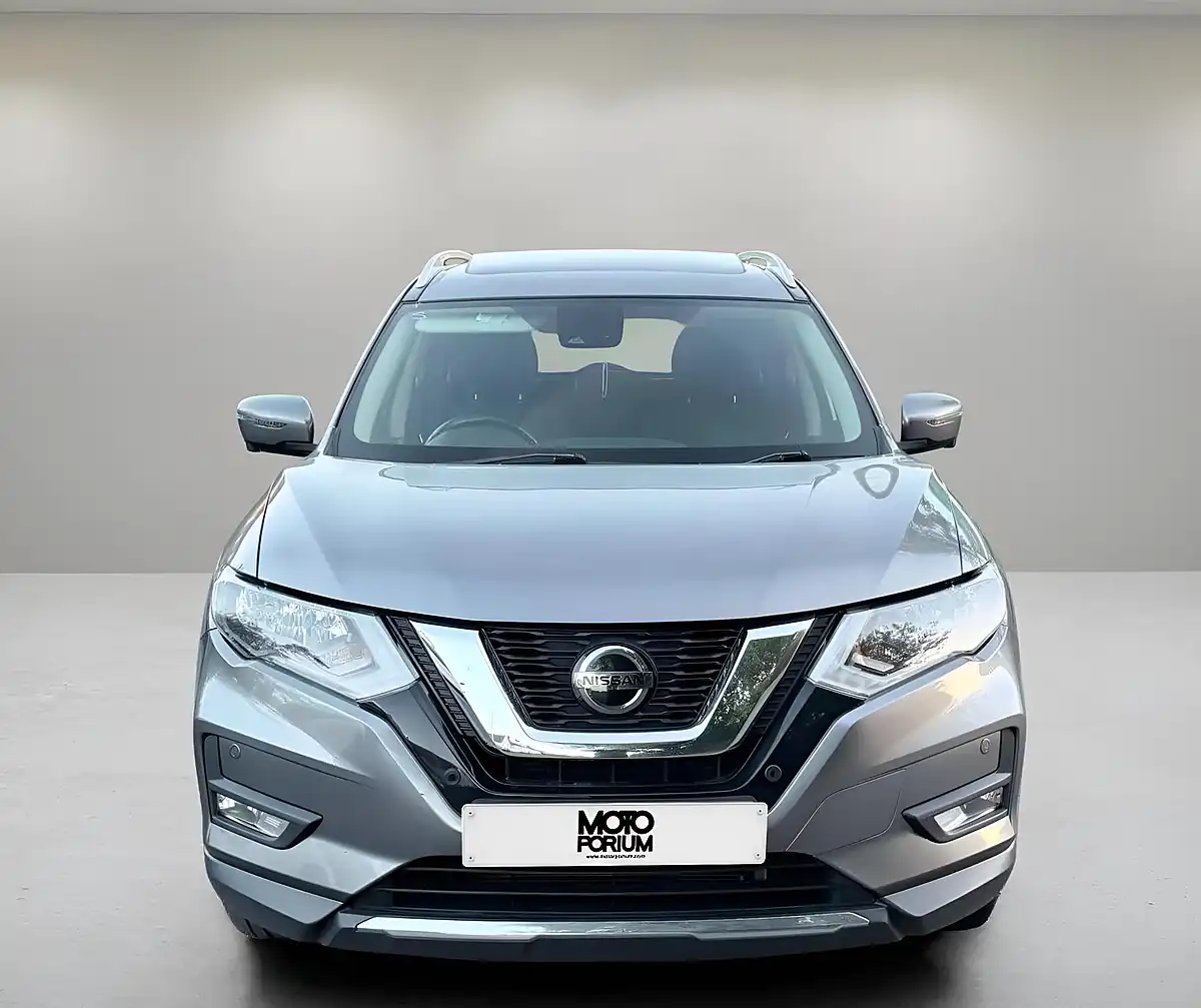 Used 2019 Nissan X-Trail N-Connecta Grey - Interior and Exterior details 3