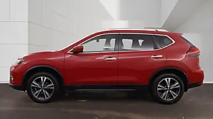 Used 2019 Nissan X-Trail N-Connecta Red - Interior and Exterior details 11