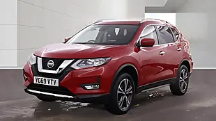 Used 2019 Nissan X-Trail N-Connecta Red - Interior and Exterior details 5