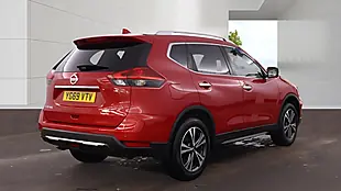 Used 2019 Nissan X-Trail N-Connecta Red - Interior and Exterior details 8