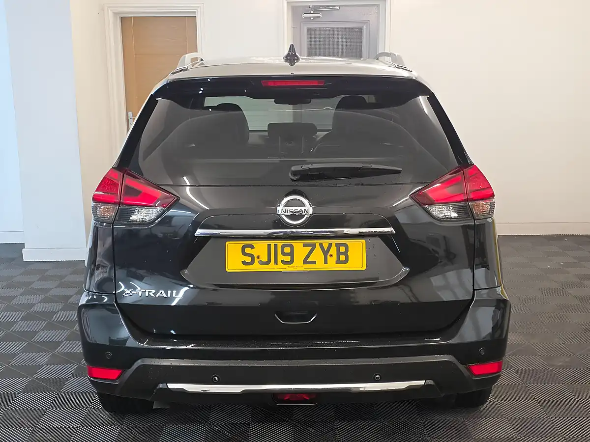 Used 2019 Nissan X-Trail Tekna Black - Interior and Exterior details 5