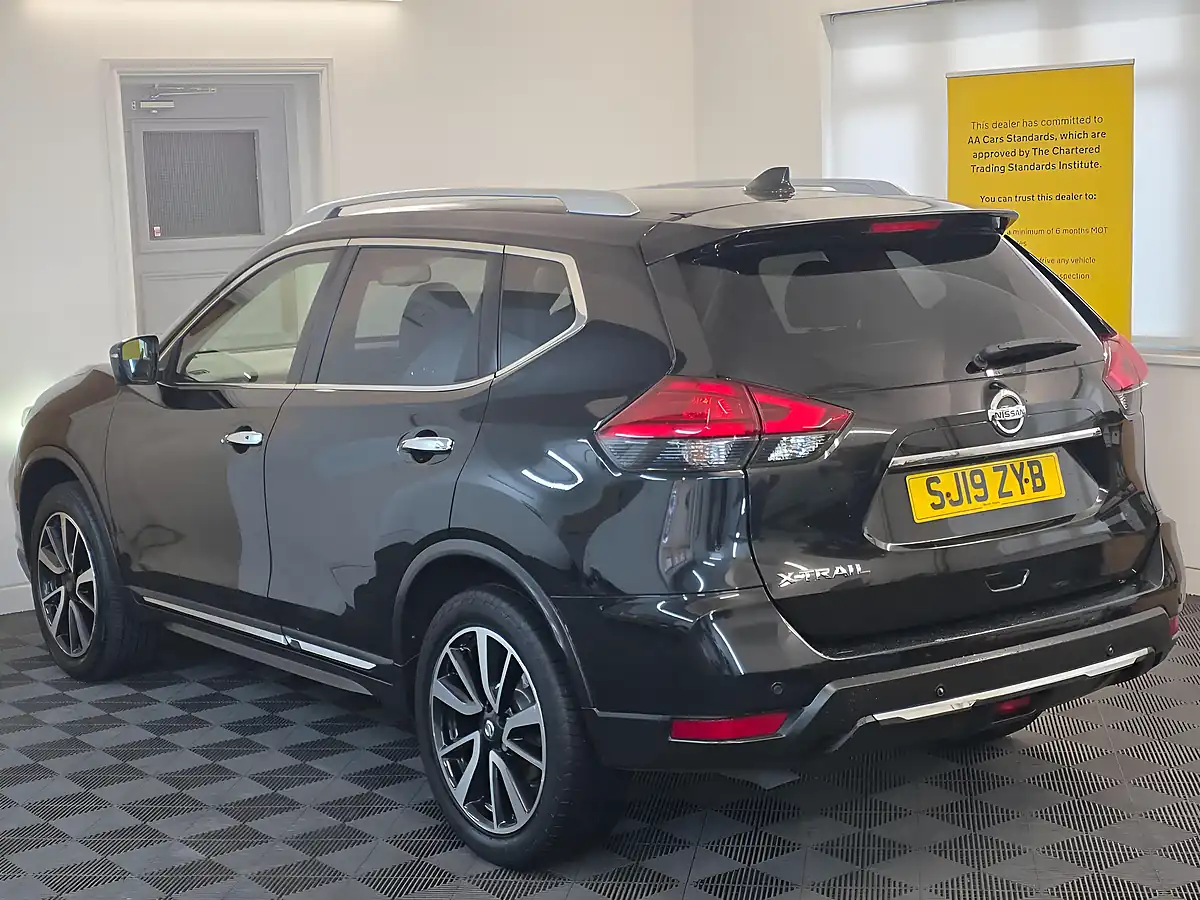 Used 2019 Nissan X-Trail Tekna Black - Interior and Exterior details 6