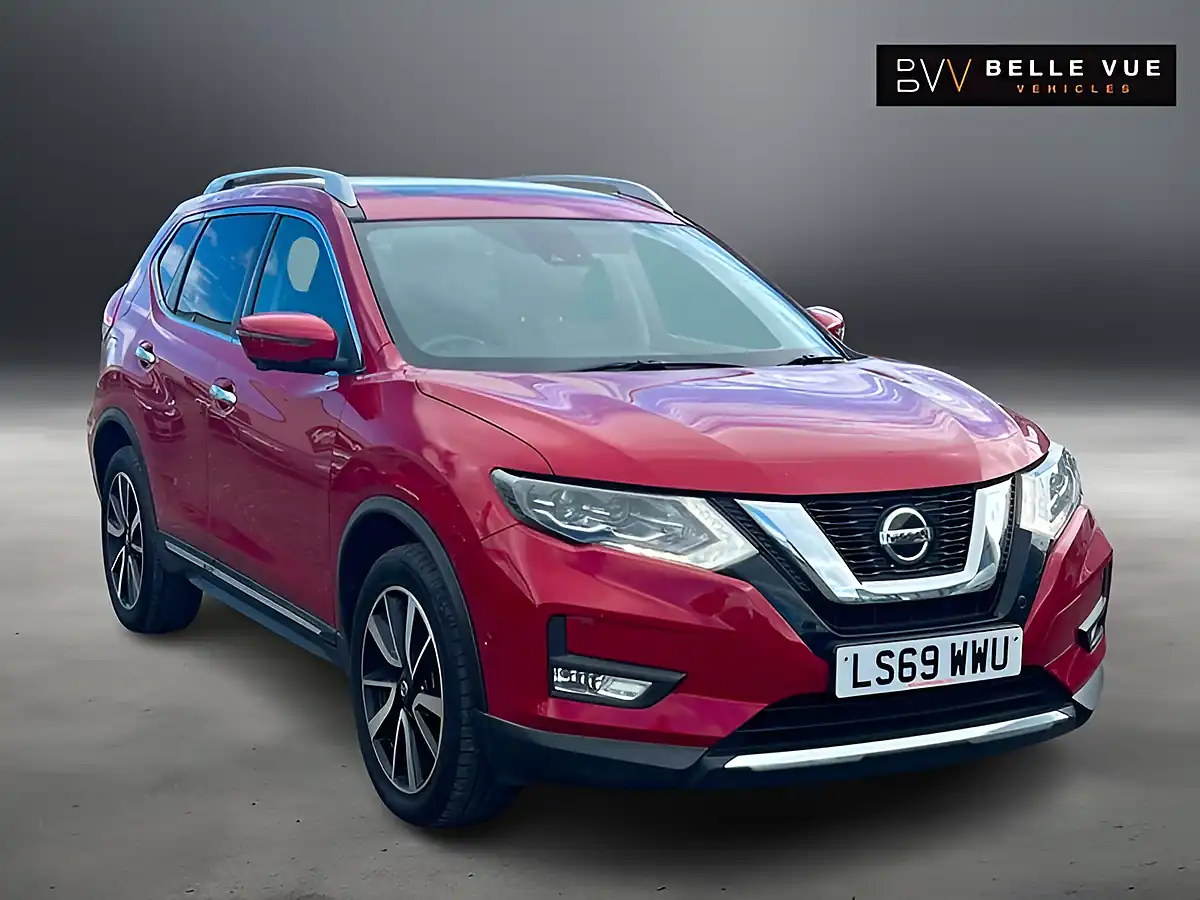 Used 2019 Nissan X-Trail Tekna Red - Front View