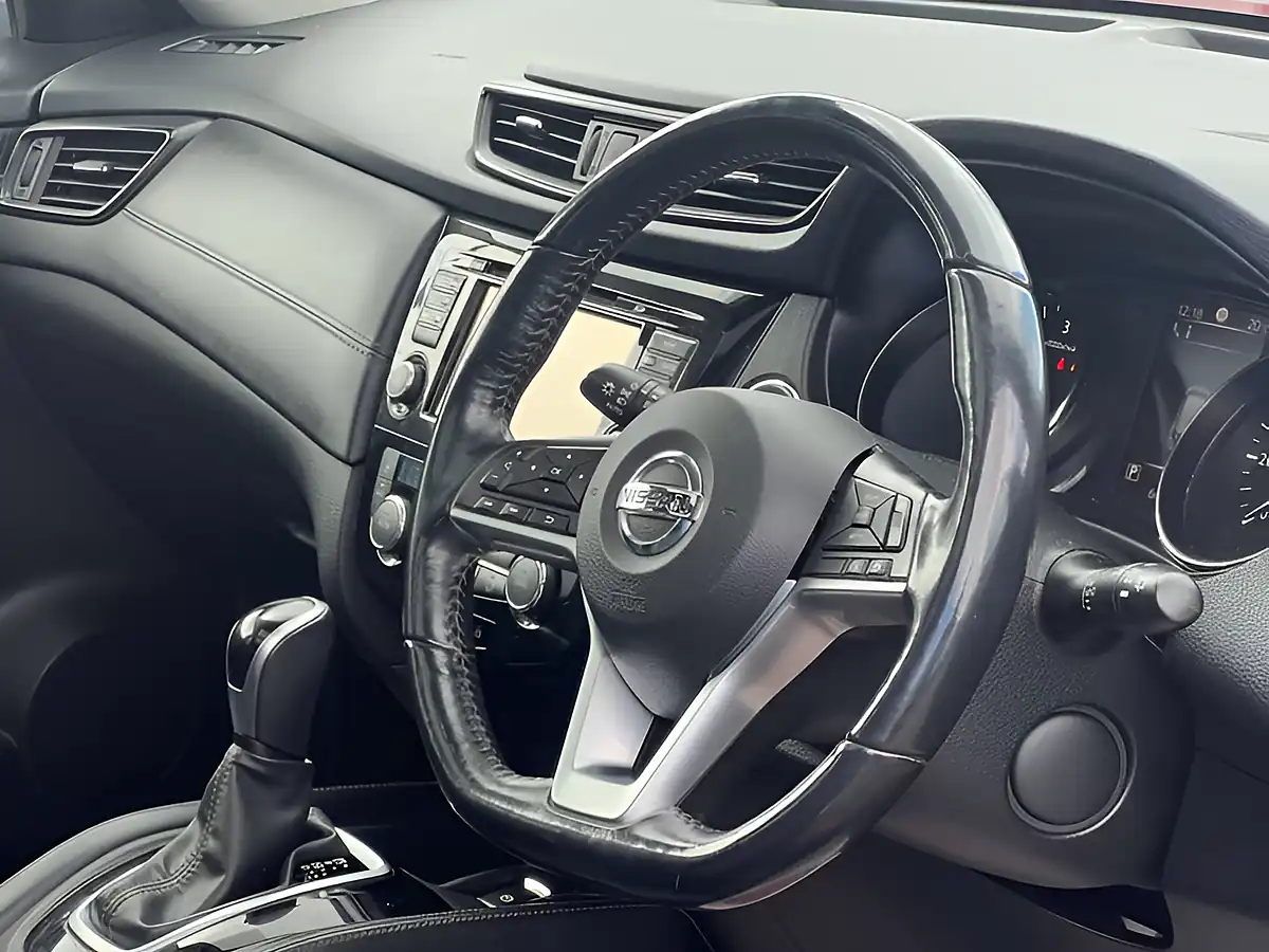 Used 2019 Nissan X-Trail Tekna Red - Interior and Exterior details 14