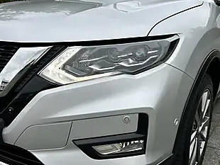 Used 2019 Nissan X-Trail Tekna Silver - Interior and Exterior details 11