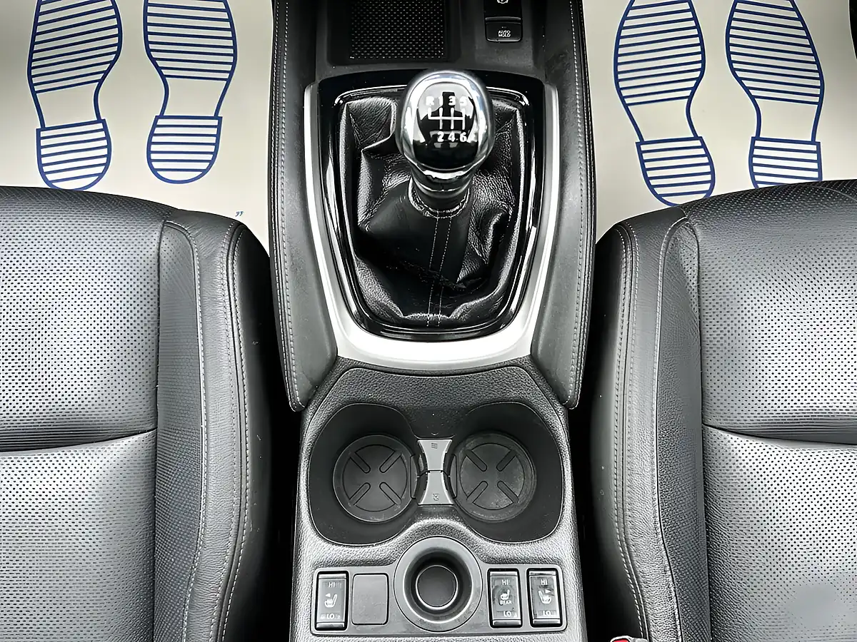 Used 2019 Nissan X-Trail Tekna Silver - Interior and Exterior details 14