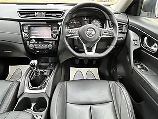 Used 2019 Nissan X-Trail Tekna Silver - Interior and Exterior details 18