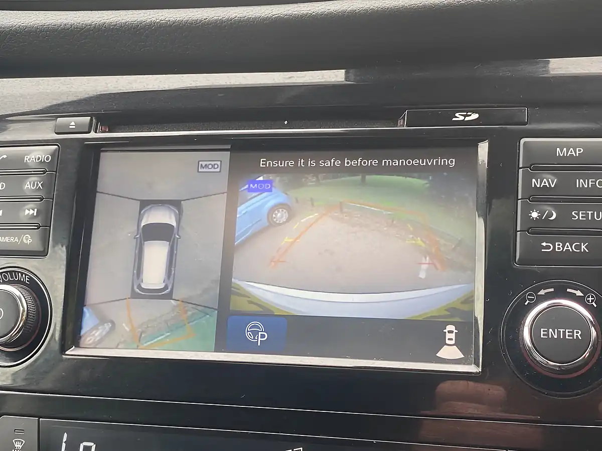 Used 2019 Nissan X-Trail Tekna White - Interior and Exterior details 10