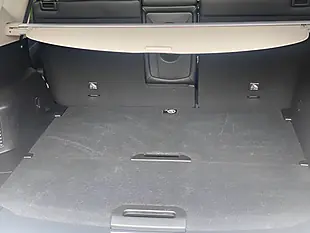 Used 2019 Nissan X-Trail Tekna White - Interior and Exterior details 18