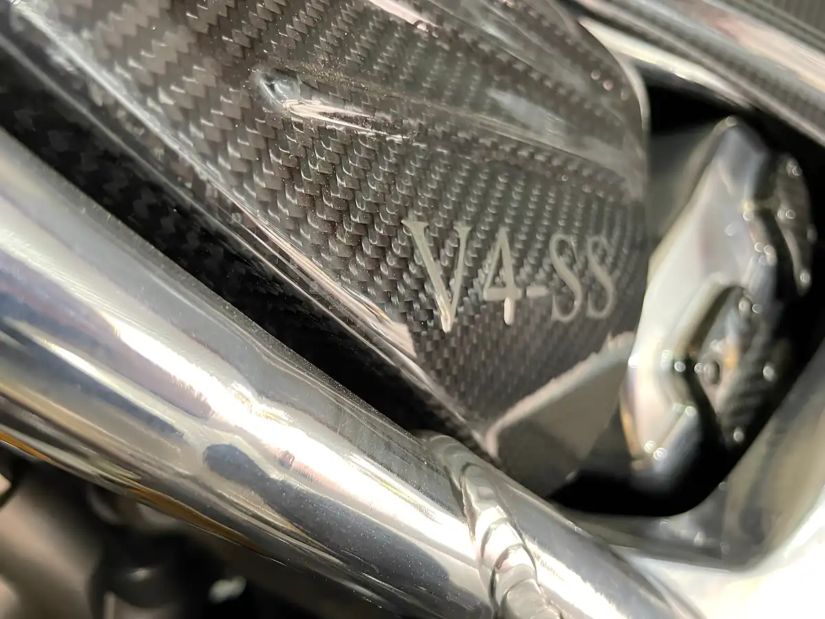 Used 2019 Norton V4SS Carbon Black - Interior and Exterior details 8
