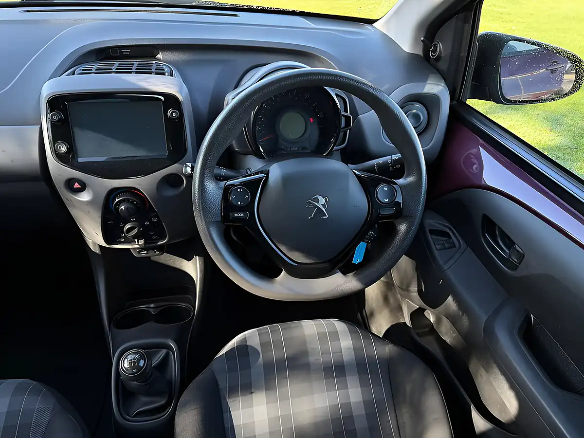 Used 2019 Peugeot 108 Active Purple - Interior and Exterior details 12