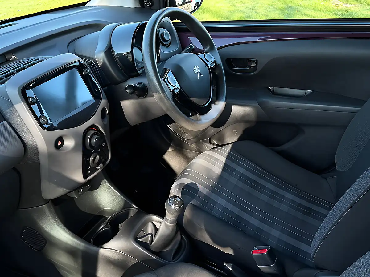 Used 2019 Peugeot 108 Active Purple - Interior and Exterior details 15