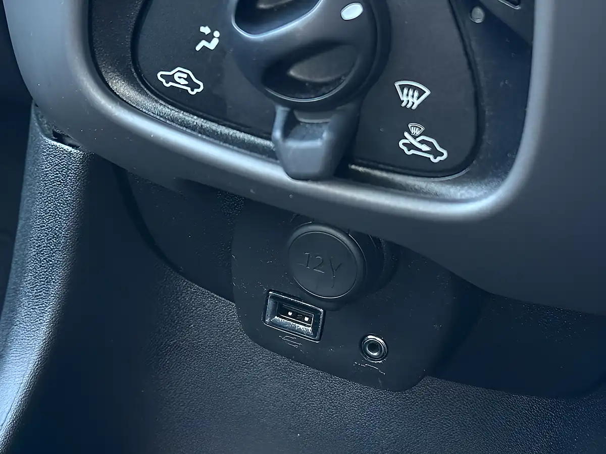 Used 2019 Peugeot 108 Active Purple - Interior and Exterior details 17