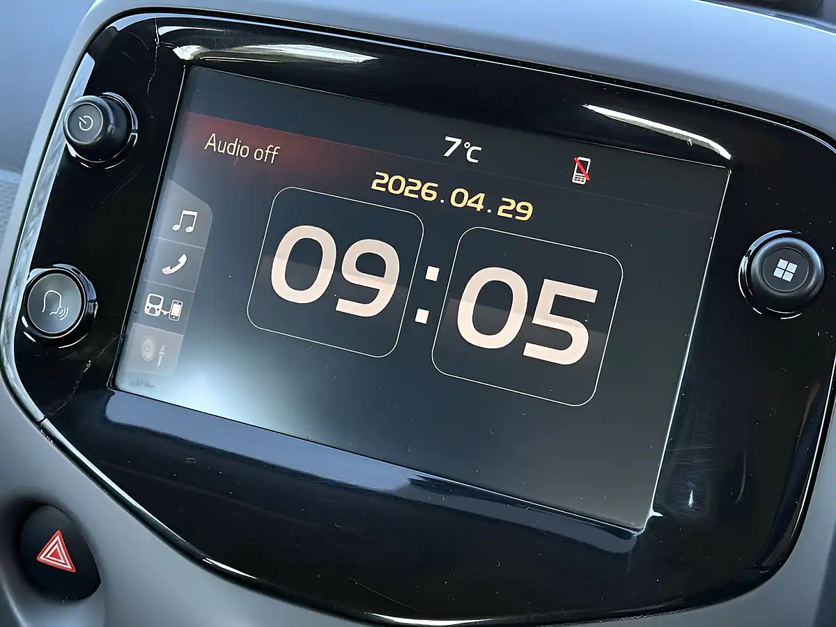 Used 2019 Peugeot 108 Active Purple - Interior and Exterior details 19