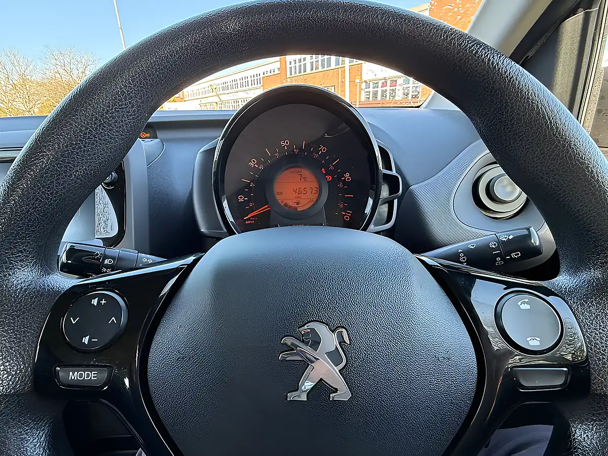 Used 2019 Peugeot 108 Active Purple - Interior and Exterior details 20