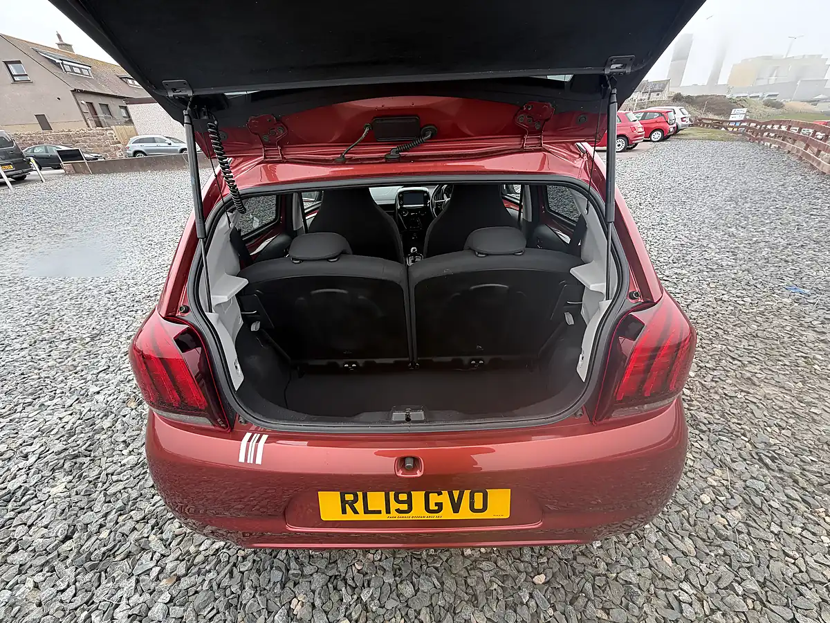 Used 2019 Peugeot 108 Collection Red - Interior and Exterior details 13